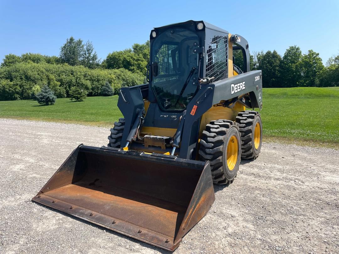 Image of John Deere 326D Primary image