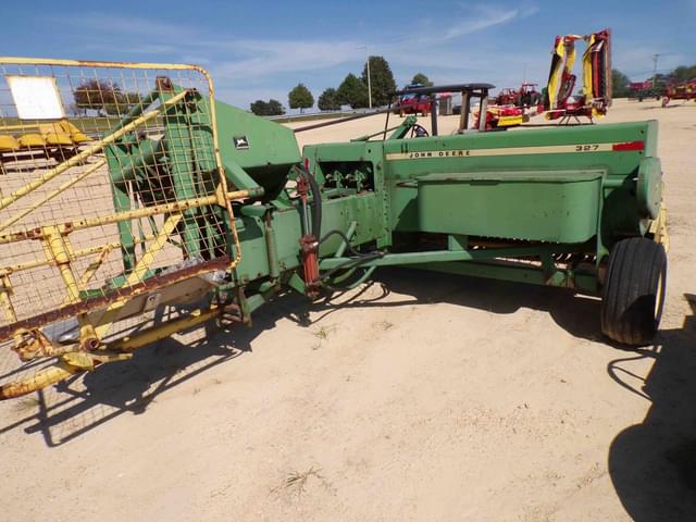 Image of John Deere 327 equipment image 4