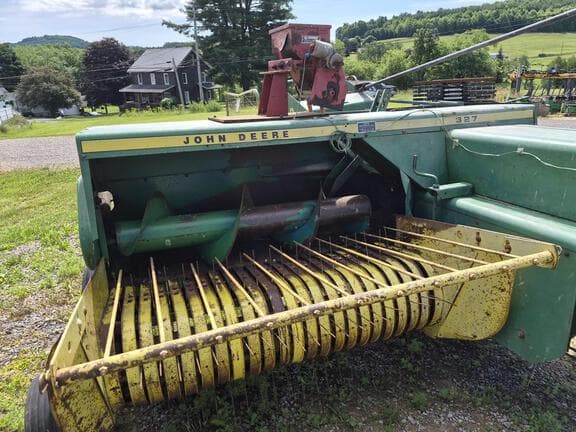 Image of John Deere 327 equipment image 2