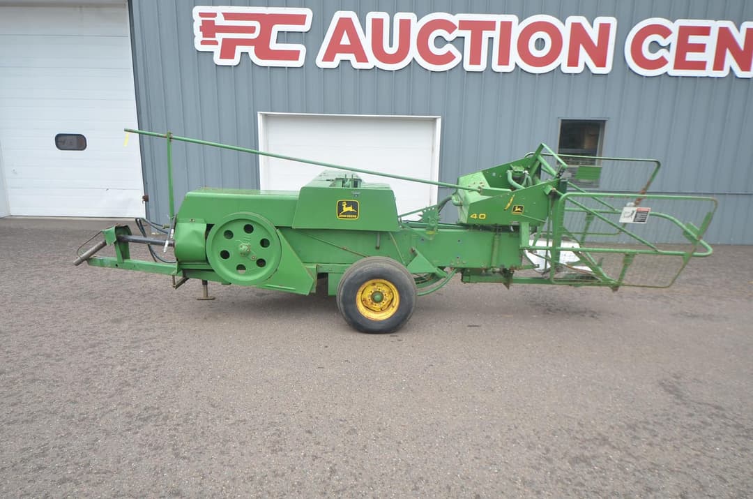 Image of John Deere 327 Primary image