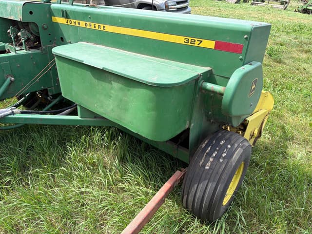 Image of John Deere 327 equipment image 4