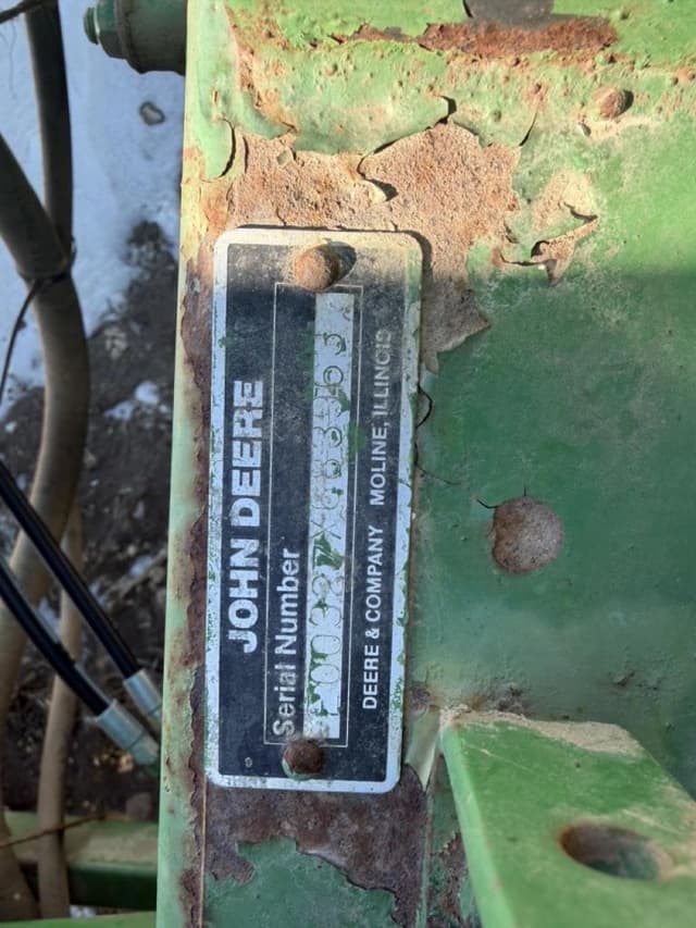 Image of John Deere 327 equipment image 4