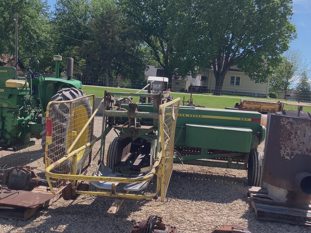 Image of John Deere 327 Primary image