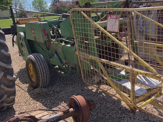 Image of John Deere 327 equipment image 1