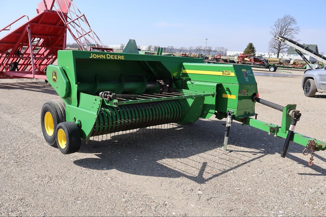 Image of John Deere 328 Primary image