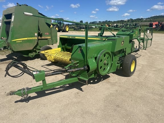 John Deere 328 Equipment Image0