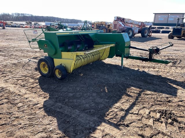Image of John Deere 328 equipment image 4