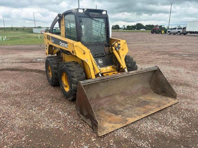 Image of John Deere 328 equipment image 1