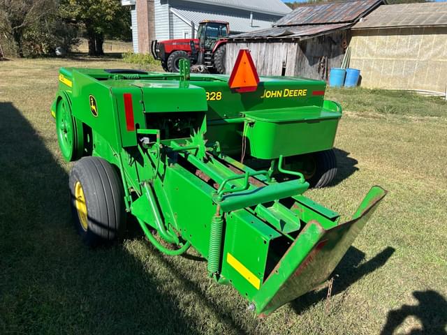 Image of John Deere 328 equipment image 2