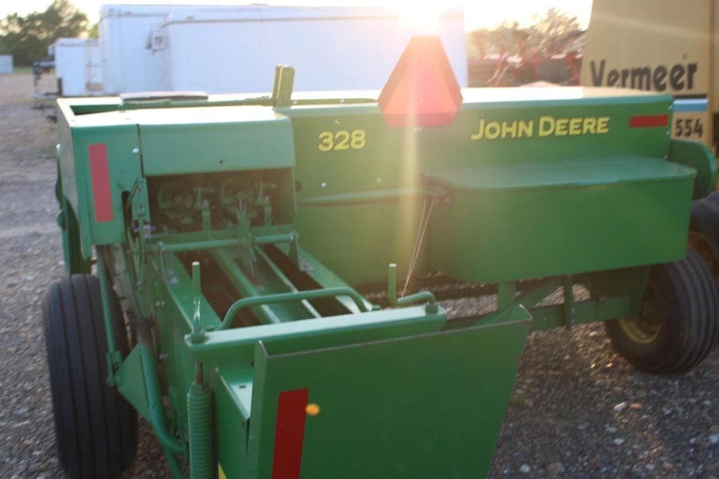 Image of John Deere 328 Image 1