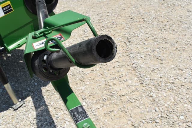 Image of John Deere 328 equipment image 4