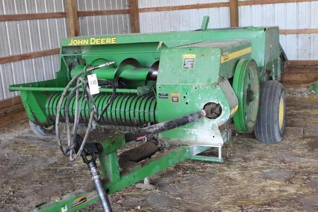 Image of John Deere 328 equipment image 1
