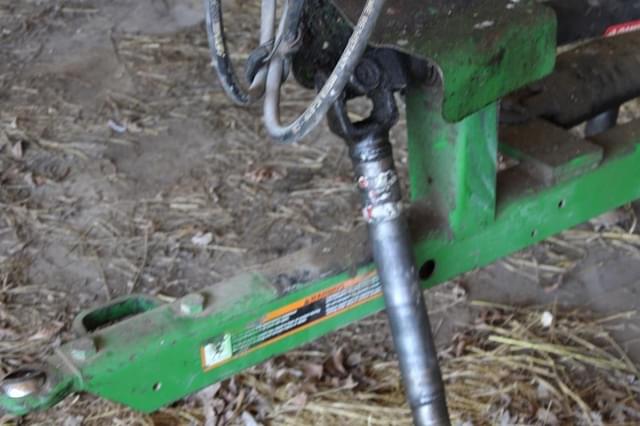 Image of John Deere 328 equipment image 3