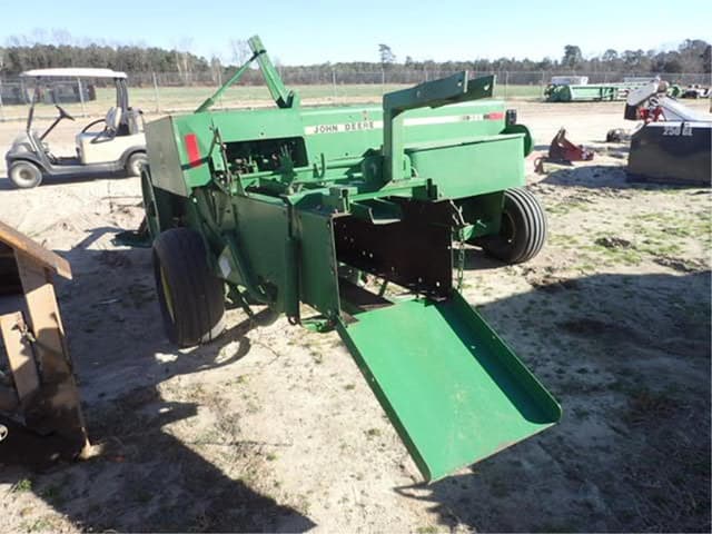 Image of John Deere 328 equipment image 3