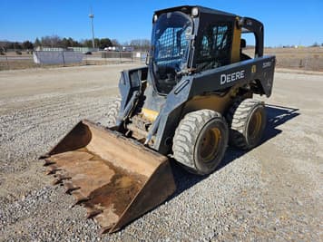 Main image John Deere 328D