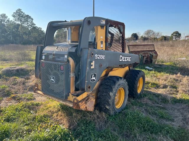 Image of John Deere 328E equipment image 4