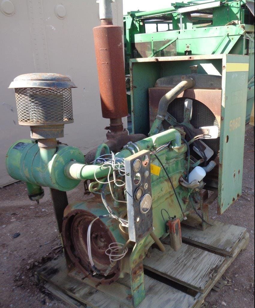 John Deere 359 Booster Motor Equipment Image0