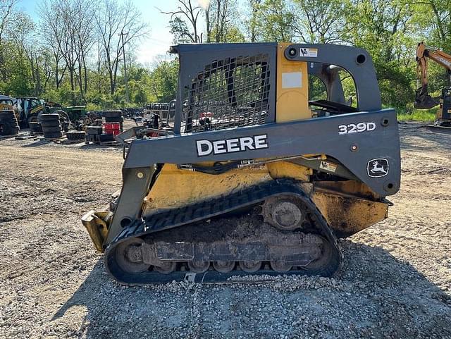 Image of John Deere 329D equipment image 1