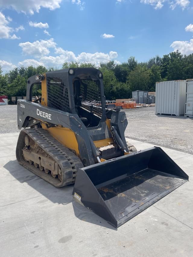 Image of John Deere 329D equipment image 1