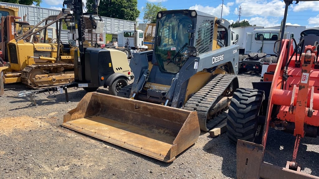 Main image John Deere 329D