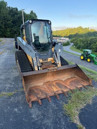 Image of John Deere 329E equipment image 2