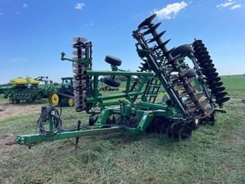 Main image John Deere 637