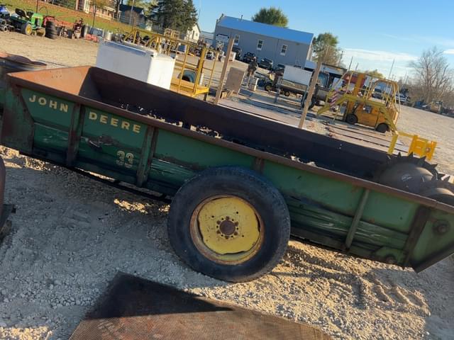 Image of John Deere 33 equipment image 2