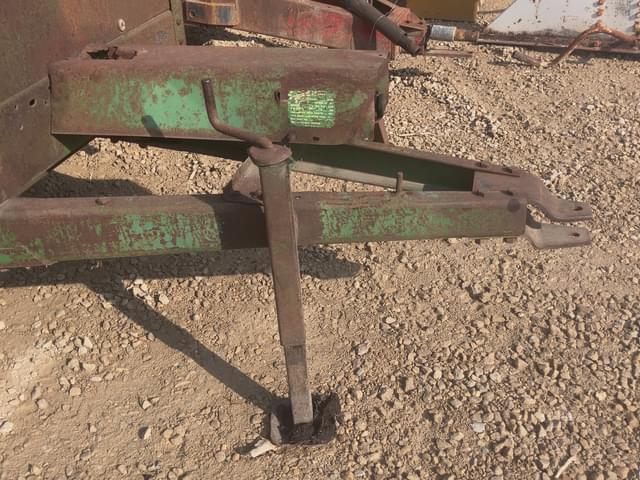 Image of John Deere 33 equipment image 4