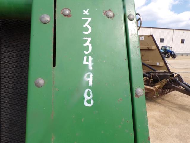 Image of John Deere 330 equipment image 1