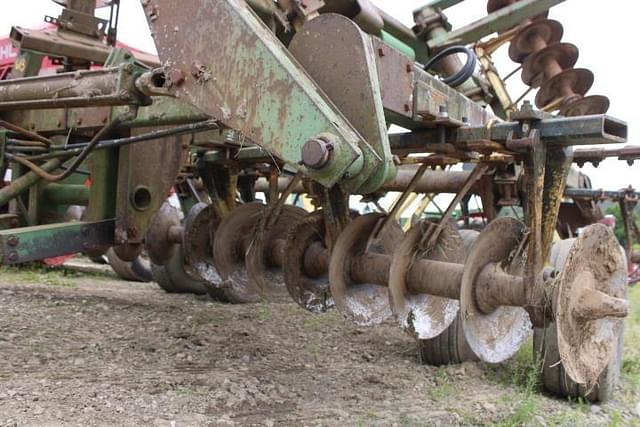 Image of John Deere 330 equipment image 2