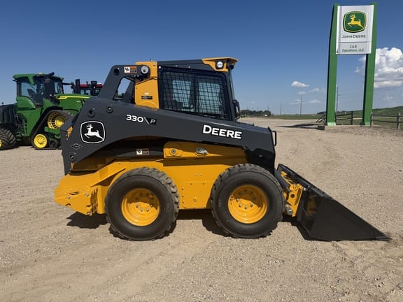 John Deere 330P Equipment Image0