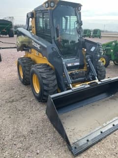 John Deere 330P Image