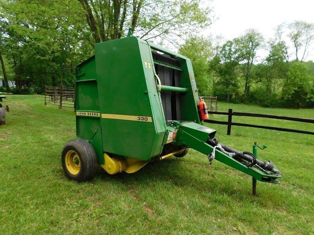 Image of John Deere 330 Primary image