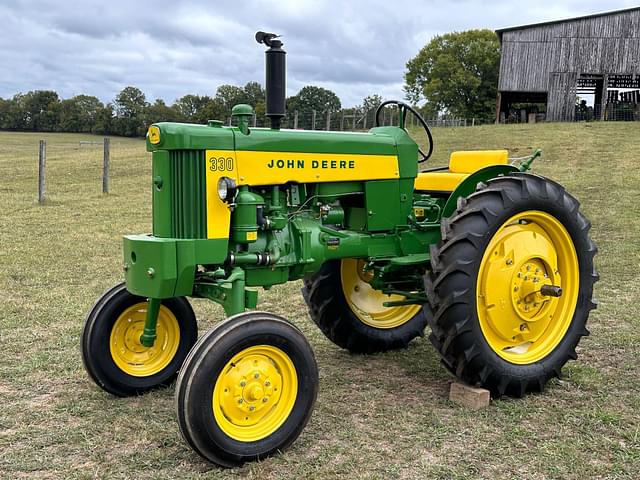 Image of John Deere 330 equipment image 4