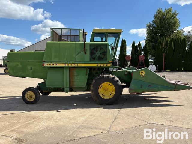 Image of John Deere 3300 equipment image 3