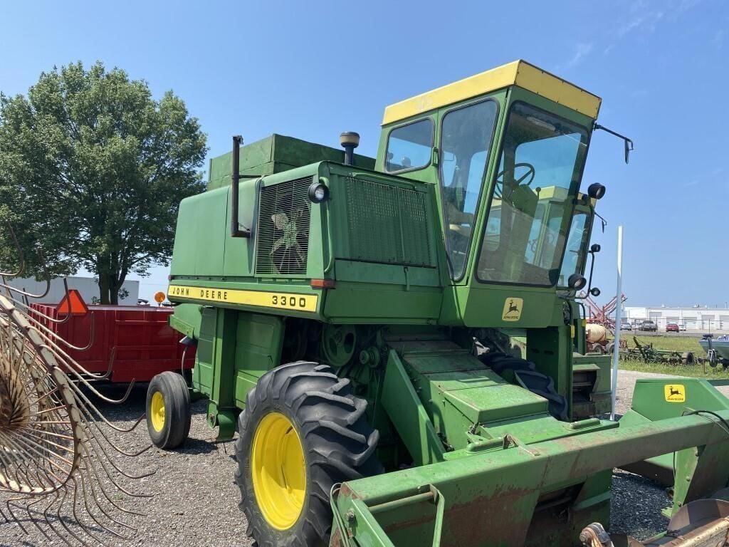 Main image John Deere 3300