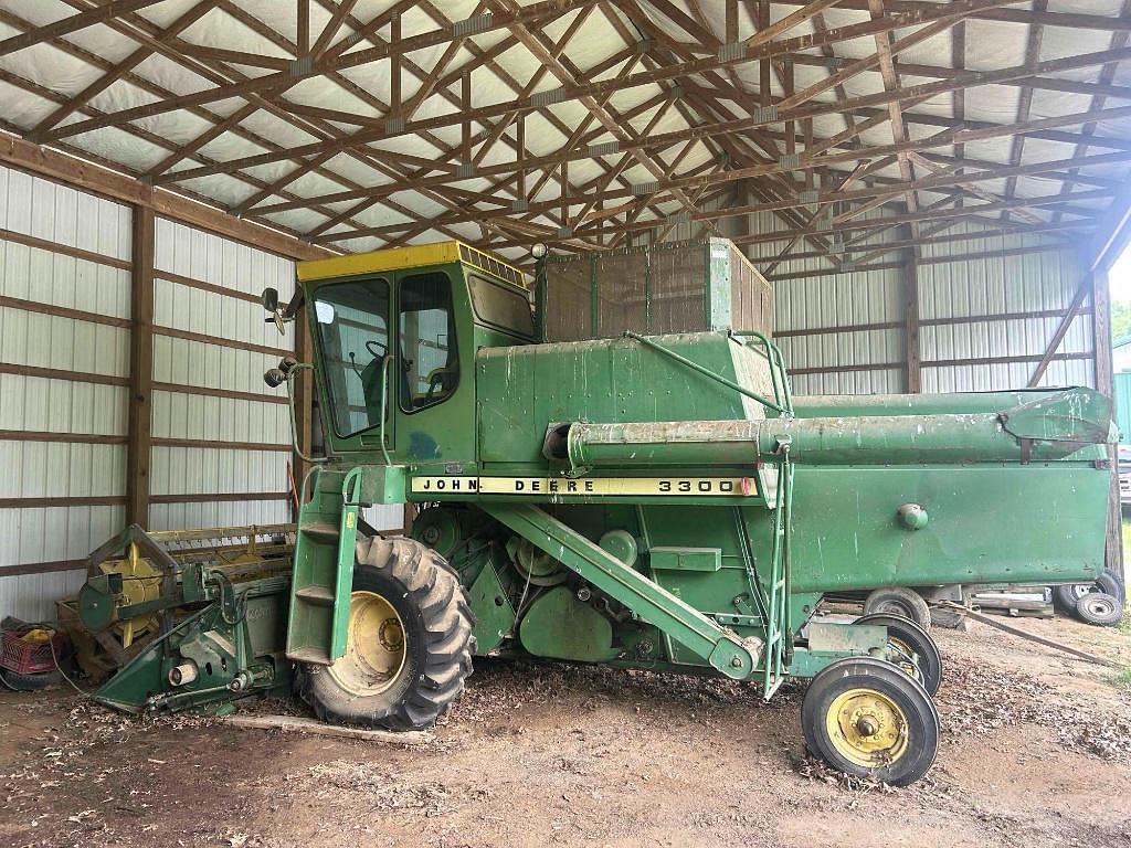 Image of John Deere 3300 Primary image