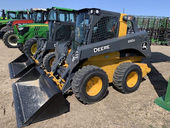 John Deere 330G Equipment Image0