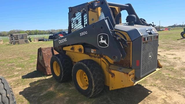 Image of John Deere 330G equipment image 4