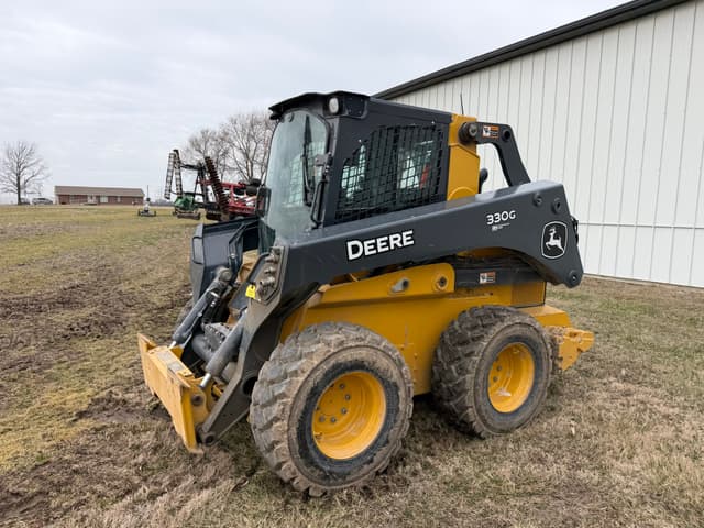 Image of John Deere 330G equipment image 1