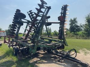 John Deere 331 Image