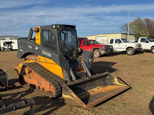 Image of John Deere 331G equipment image 4