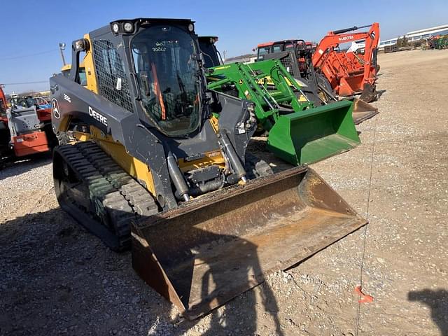 Image of John Deere 331G equipment image 1