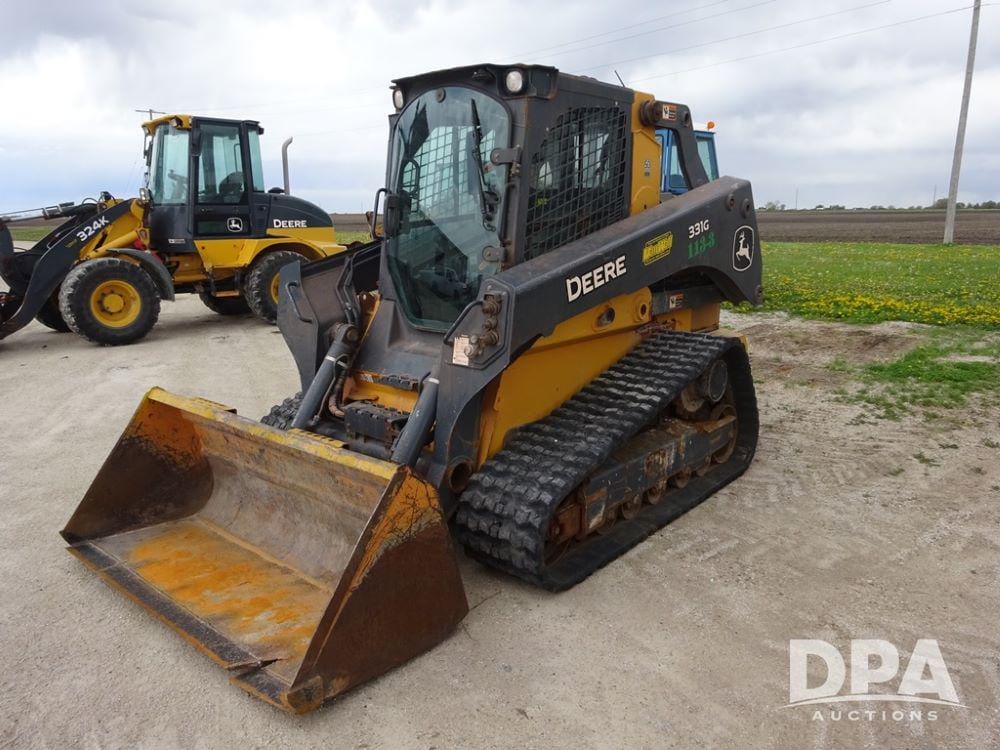 Main image John Deere 331G