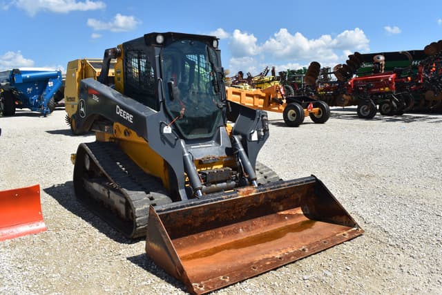 Image of John Deere 331G equipment image 3