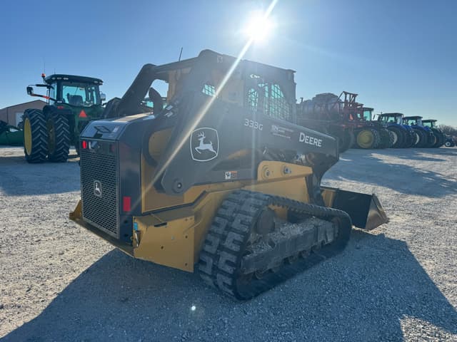 Image of John Deere 331G equipment image 4
