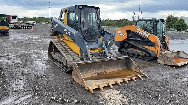 Image of John Deere 331G equipment image 2