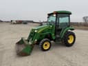 John Deere 3320 Image