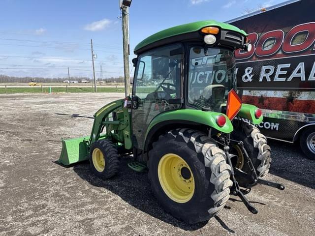 Image of John Deere 3320 equipment image 1