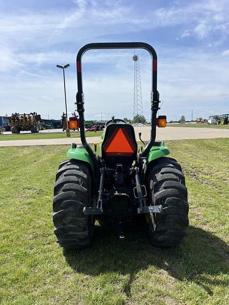 Image of John Deere 3320 equipment image 3